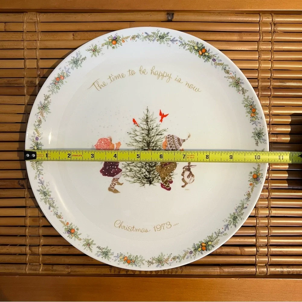 Vintage 1973 Christmas Plate, Holly Hobbie Comm Ed, Collectible Porcelain 10.5